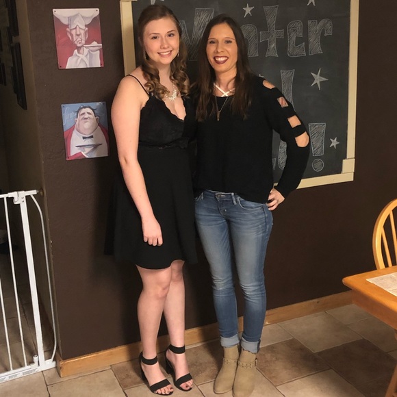 Meet your Posher, Diana - Picture 5 of 8